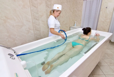 Душ-массаж в санатории «Виктория»