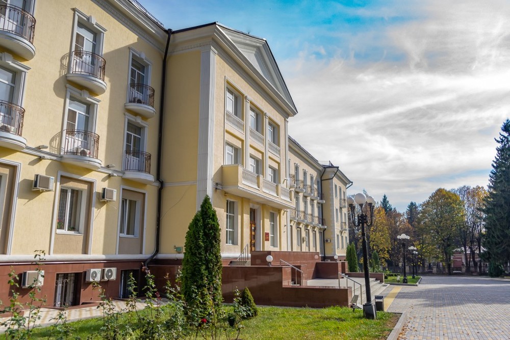 Санаторий Сеченова, ЕссентукиСанаторий Сеченова, Ессентуки