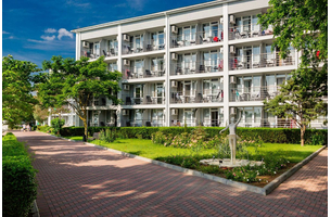 Санаторий «Золотой берег», Евпатория