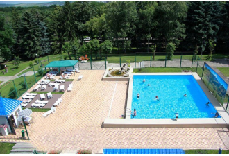 Санаторий Жемчужина Кавказа, Ессентуки - открытый бассейн