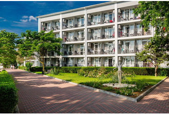 Санаторий «Золотой берег», Евпатория