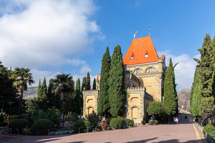 Санаторий «Утес», Алушта