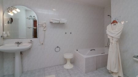 Номер Джуниор сюит двухместный, двухкомнатный с мини-кухней - Санаторий «Введенское», Московская обл - 5