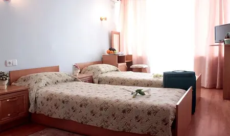 Номер 2-х местный Стандарт эконом вид на море (корп. 1) - Санаторий «Утес», Алушта - 1