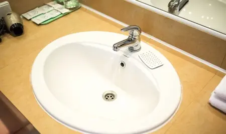 Номер 2-х местный 2-х комнатный Люкс (корп. 3,4) - Санаторий «Утес», Алушта - 5