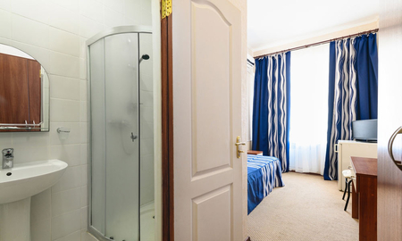 Номер Одноместный номер "СТАНДАРТ" ЮГ (корп. 1) - Санаторий «Алушта», Алушта - 1