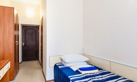 Номер Одноместный номер "СТАНДАРТ" СЕВЕР (корп. 1) - Санаторий «Алушта», Алушта - 1