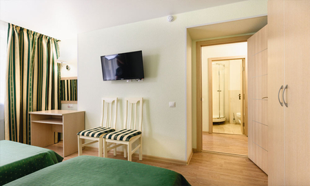 Номер Двухкомнатный номер "КОМФОРТ" (корп. 6) - Санаторий «Алушта», Алушта - 10