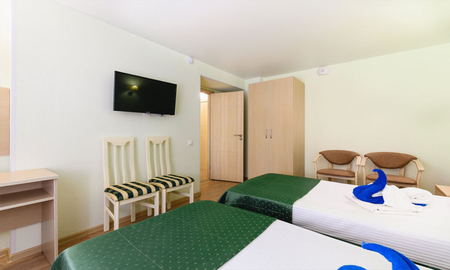 Номер Двухкомнатный номер "КОМФОРТ" (корп. 6) - Санаторий «Алушта», Алушта - 4