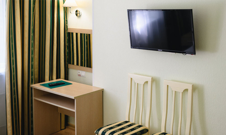 Номер Двухкомнатный номер "КОМФОРТ" (корп. 6) - Санаторий «Алушта», Алушта - 5