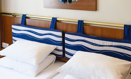 Номер Однокомнатный двухместный "СТАНДАРТ" "УЛУЧШЕННЫЙ" СЕВЕР (корп. 8) - Санаторий «Алушта», Алушта - 7