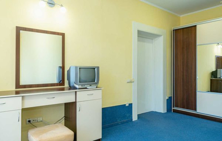 Номер Люкс (корп. Мирный) - Реабилитационный центр «Возрождение», Евпатория - 6