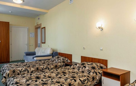 Номер Стандарт 3-х местный (корп. Пограничный) - Реабилитационный центр «Возрождение», Евпатория - 1