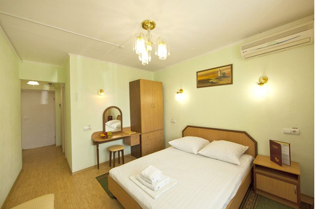 Номер Двухместный Комфорт (корп. 1) - Санаторий «Юрмино», Саки - 1