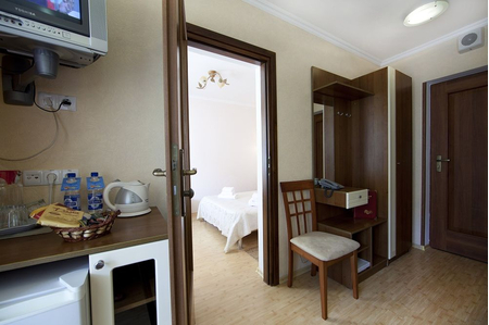 Номер Двухкомнатная Студия (корп. 2) - Санаторий «Юрмино», Саки - 1