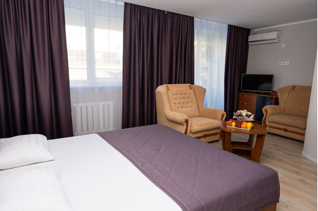 Номер Однокомнатный номер Фэмили - Санаторий «Славутич», Алушта - 1