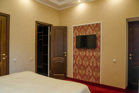 Номер Люкс 4-х местный трехкомнатный - SPA-отель «Рафаэль», Железноводск - 2