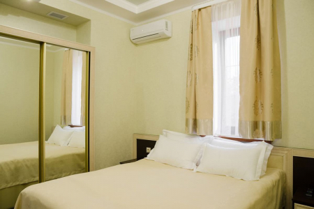 Номер Люкс 4-х местный трехкомнатный - SPA-отель «Рафаэль», Железноводск - 4