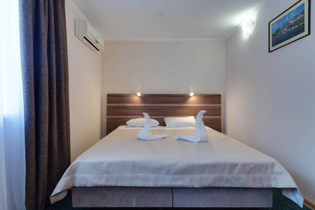 Номер 1 местный стандарт без балкона - Санаторий «Золотой берег», Евпатория - 1