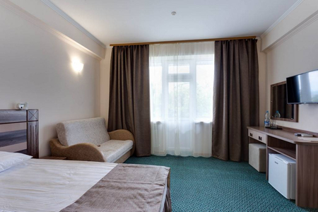 Номер 2-местный улучшенный стандарт без балкона (корпус №4) - Санаторий «Золотой берег», Евпатория - 2