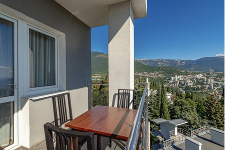 Номер Люкс 3-комнатный 4-местный (3 блок) корп. 7  - Санаторий «Узбекистан», Ялта - 21