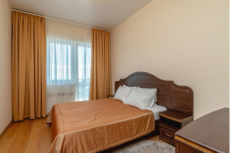 Номер Люкс 3-комнатный 4-местный (3 блок) корп. 7  - Санаторий «Узбекистан», Ялта - 7