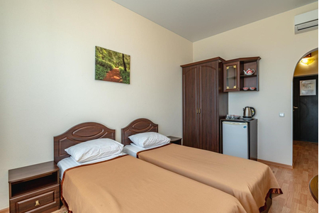 Номер Однокомнатный 2-местный (3 блок) корп. 7 - Санаторий «Узбекистан», Ялта - 3