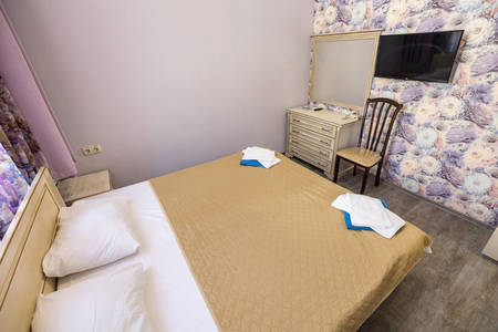 Номер Стандарт двухкомнатный 2-х местный (без балкона) 1 корпус - Санаторий «Белоруссия», Ялта - 2