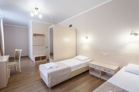 Номер Стандарт однокомнатный 2-х местный (без балкона) 3 корпус - Санаторий «Белоруссия», Ялта - 2