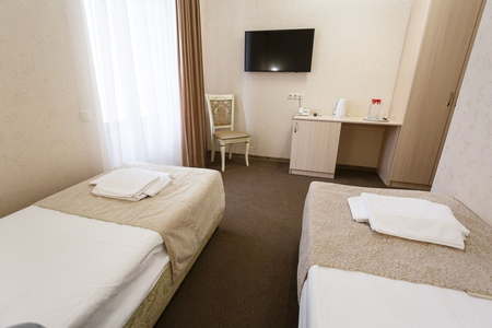 Номер Стандарт однокомнатный 2-х местный (с балконом) 3 корпус - Санаторий «Белоруссия», Ялта - 1