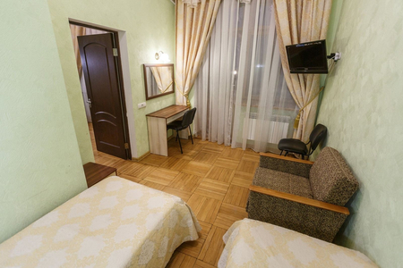 Номер Стандарт «Горы» однокомнатный 2-х местный (с балконом) 4 корпус - Санаторий «Белоруссия», Ялта - 3