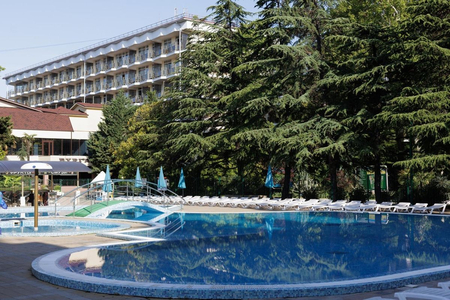 Бассейн и SPA – Курортный отель «Бургас», Сочи