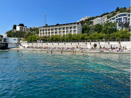 Санаторий «Славутич», Алушта