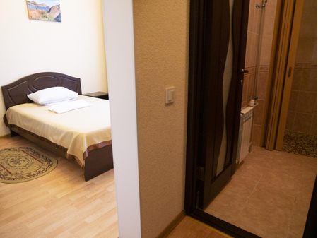 Номер Однокомнатный 1-местный (3 блок) корп. 7 - Санаторий «Узбекистан», Ялта - 2