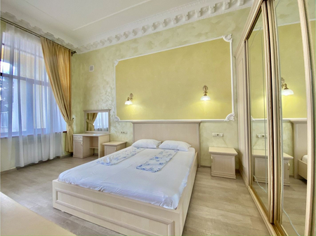 Номер Люкс однокомнатный 2-х местный 1 корпус - Санаторий «Белоруссия», Ялта - 1