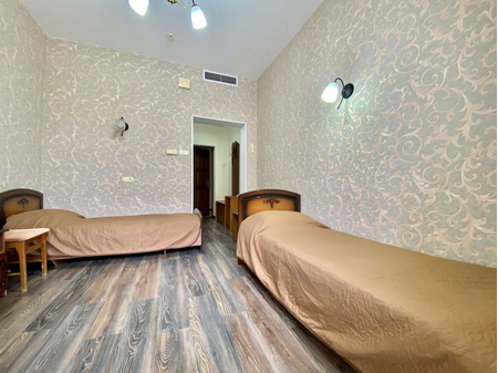 Номер Стандарт «Горы» однокомнатный 2-х местный (с балконом) 5 корпус - Санаторий «Белоруссия», Ялта - 1