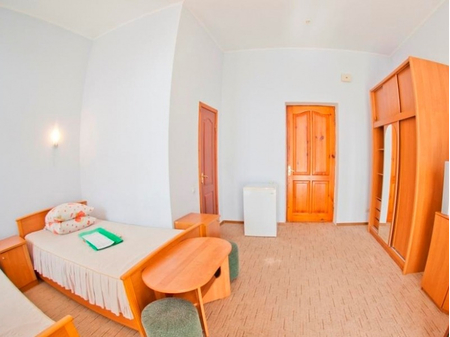 Номер 1-комнатный 2-местный юг корп.1 - Санаторий «Горный», Ялта - 2