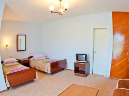 Номер 1-комнатный 2-местный (1-й этаж) корп. 4 - Санаторий «Горный», Ялта - 2