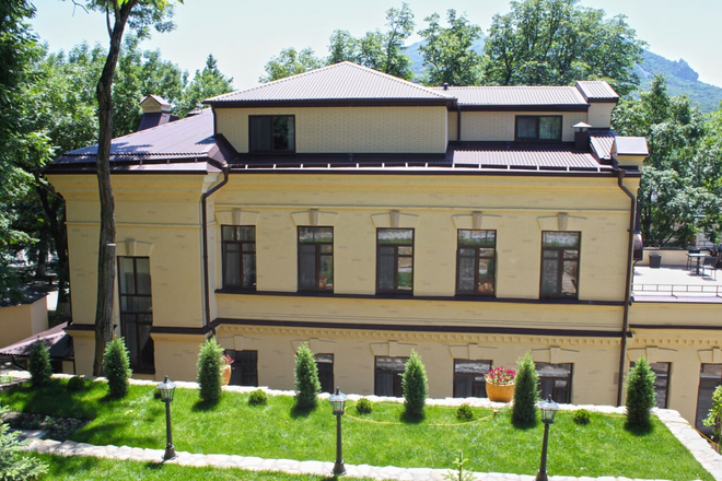 Медицинский центр &laquo;Княжна Мери&raquo;, Железноводск