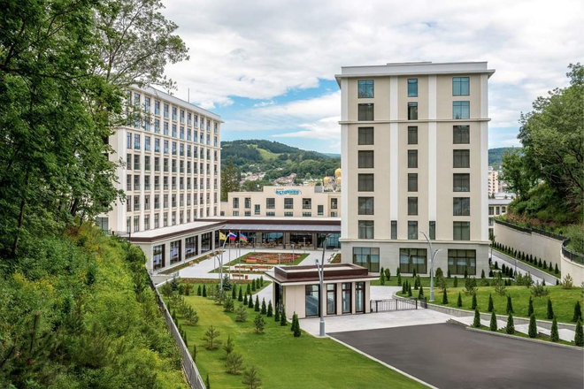 Санаторий &laquo;Источник&raquo;, Кисловодск