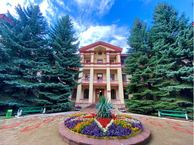 Ессентукский военный санаторий, Ессентуки